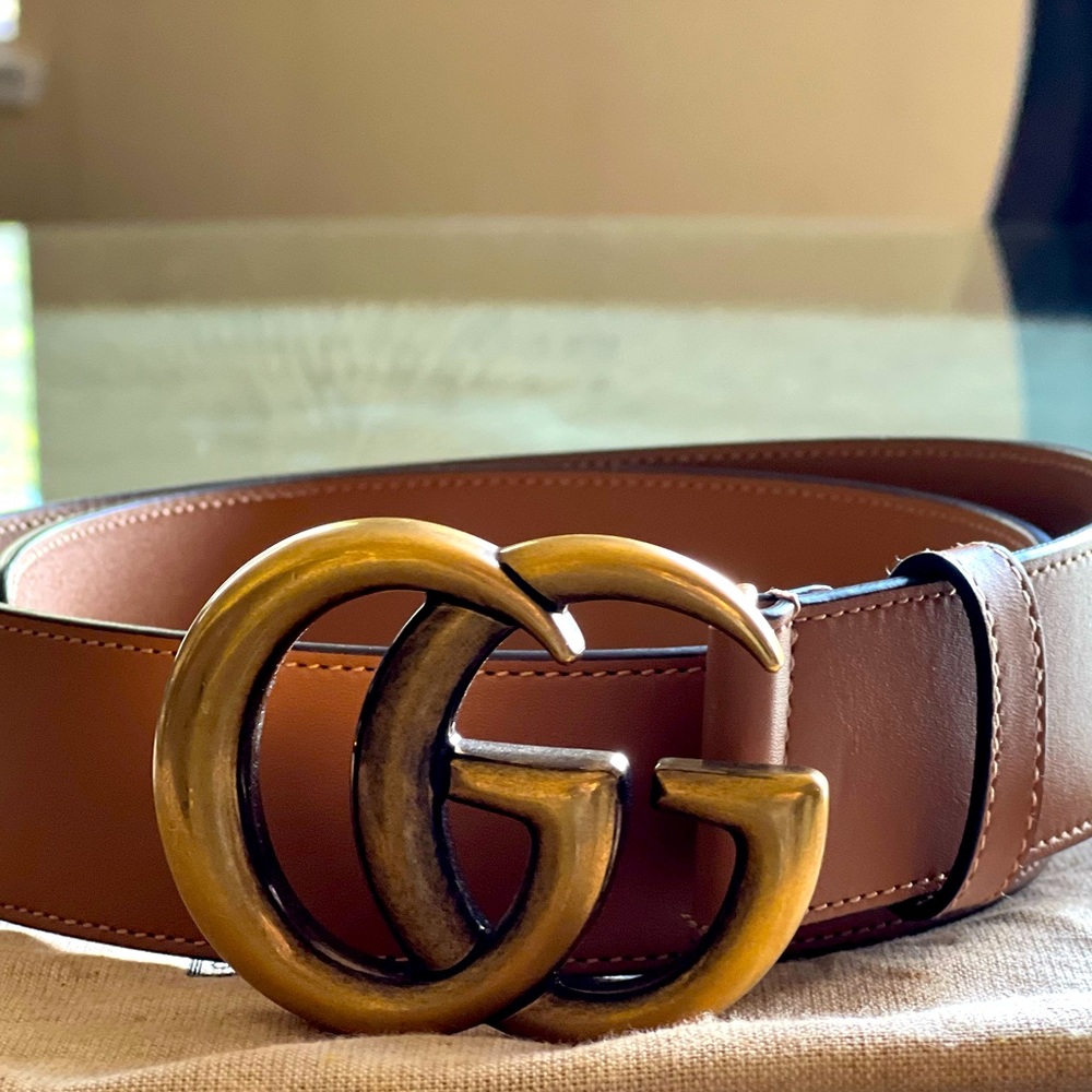 Women’s Gucci belt
